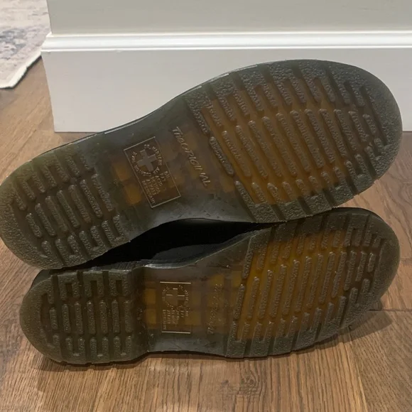 Dr. Martens Black Chelsea Boots - Picture 5 of 7